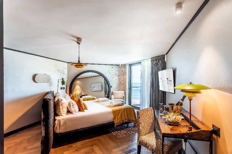 غرفة قياسية, Harringtons 102