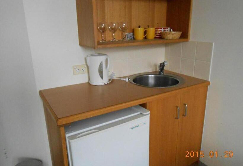 جناح عائلي, Harringtons 102