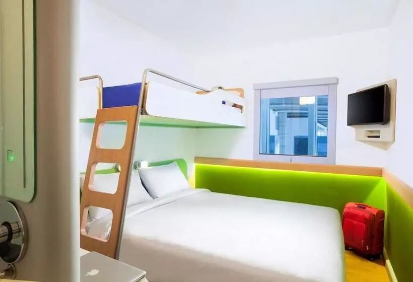 ２段ベッド付きスタンダードルーム, Cordia Hotel Makassar Airport