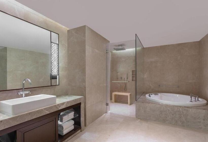 Президентский Люкс, Kochi Marriott