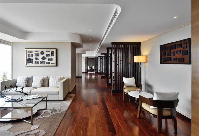 Номер Executive Кровать Кинг, Kochi Marriott