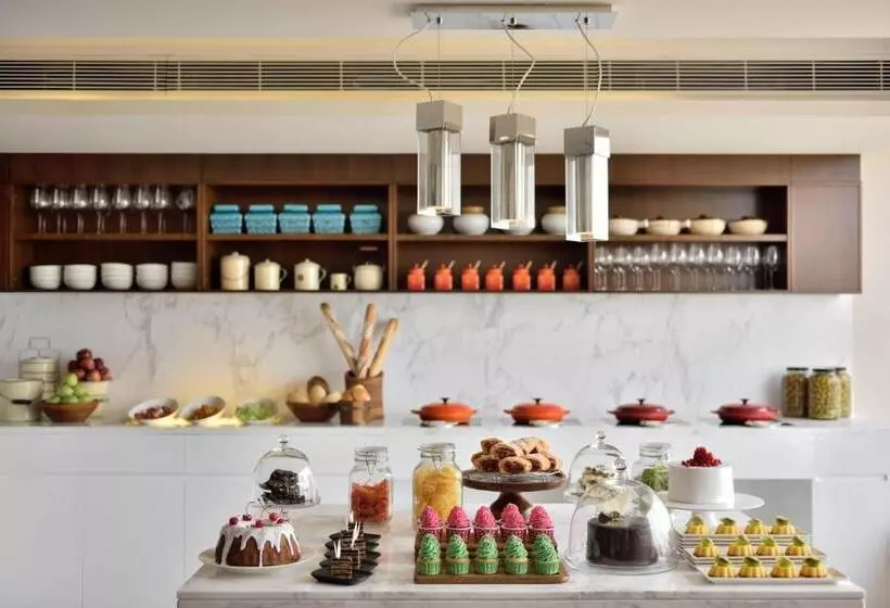 اتاق اجرایی, Kochi Marriott