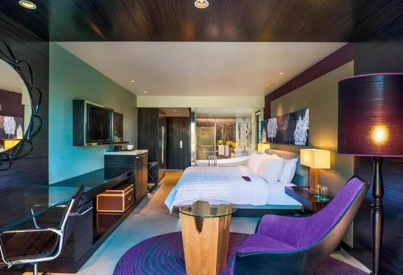 キングサイズベッドのスタンダードルーム, Le Méridien Mahabaleshwar Resort & Spa
