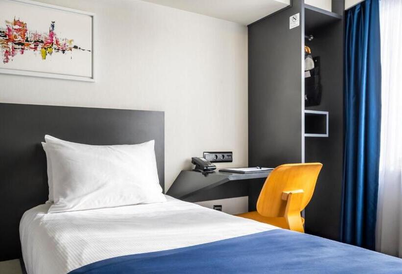 اتاق سوپریور, Misa