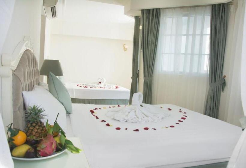 اتاق پرمیوم با چشم‌انداز دریا, Pavillon Garden