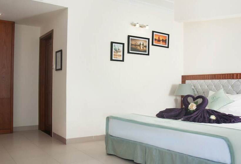 اتاق سوپریور با بالکن, Pavillon Garden