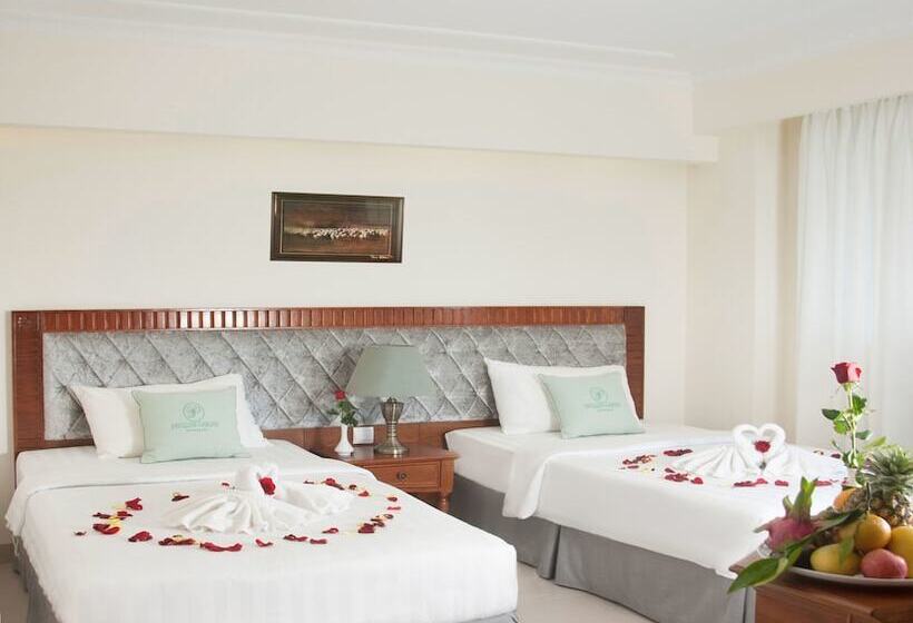 اتاق سوپریور با بالکن, Pavillon Garden