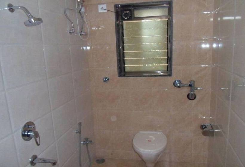 חדר דלוקס, Royal Park Residency