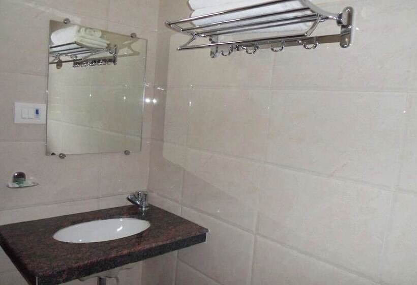 חדר דלוקס, Royal Park Residency