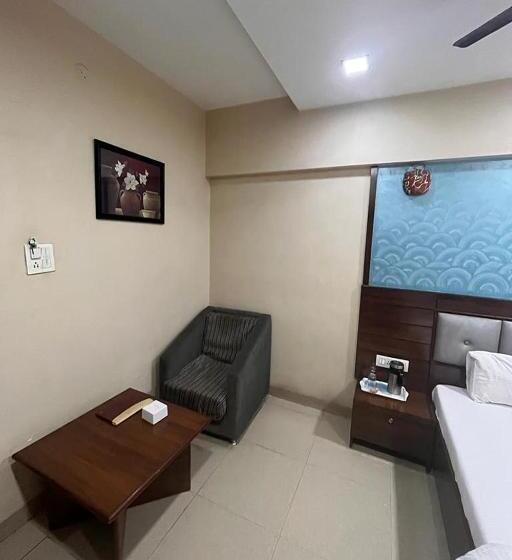 חדר דלוקס, Royal Park Residency