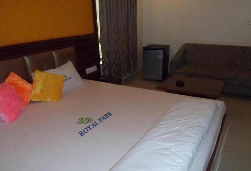 חדר דלוקס, Royal Park Residency