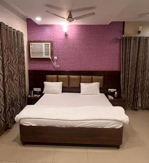 חדר סופריור, Royal Park Residency