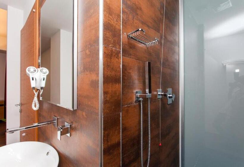 Standard-huone Parveke, Sciali