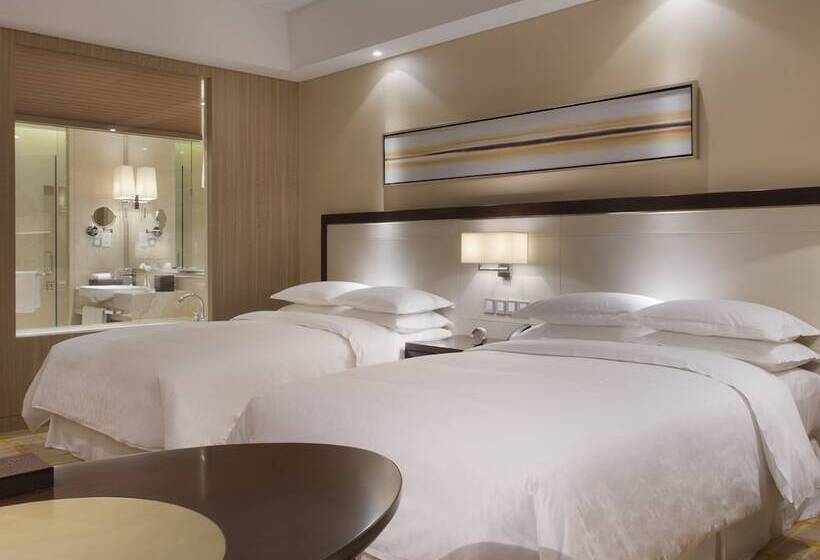 Номер Deluxe, Sheraton Qinhuangdao Beidaihe