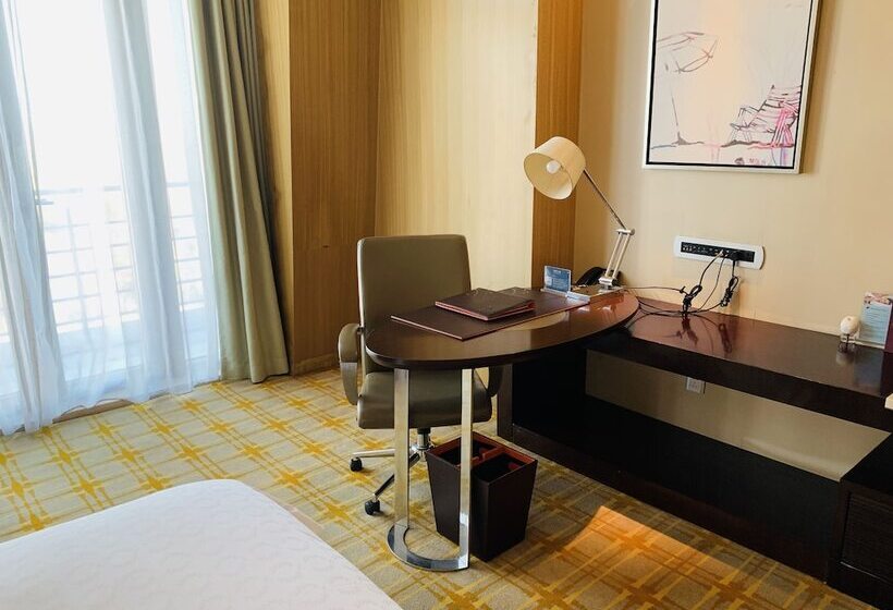 디럭스룸 공원 전망, Sheraton Qinhuangdao Beidaihe