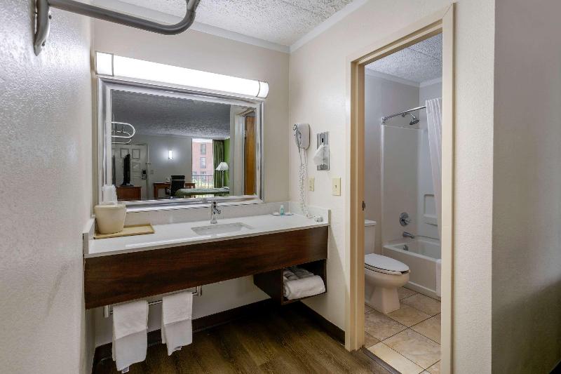 이그제큐티브 스위트 킹침대, Sheraton Qinhuangdao Beidaihe