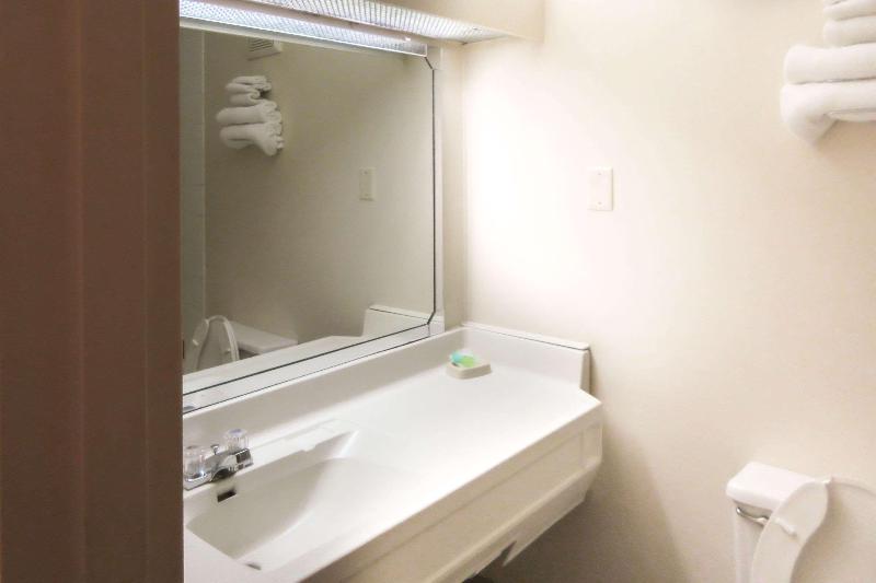 이그제큐티브 스위트 킹침대, Sheraton Qinhuangdao Beidaihe