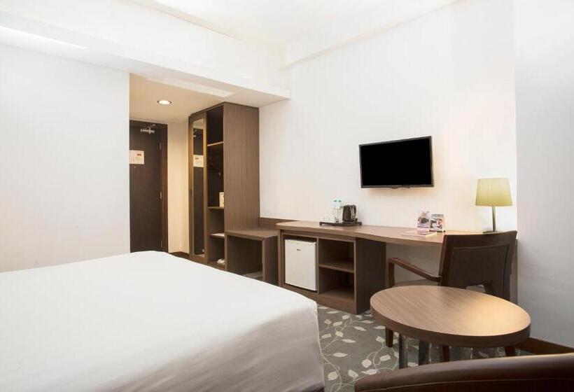 Номер Deluxe, Swissbelinn Kemayoran