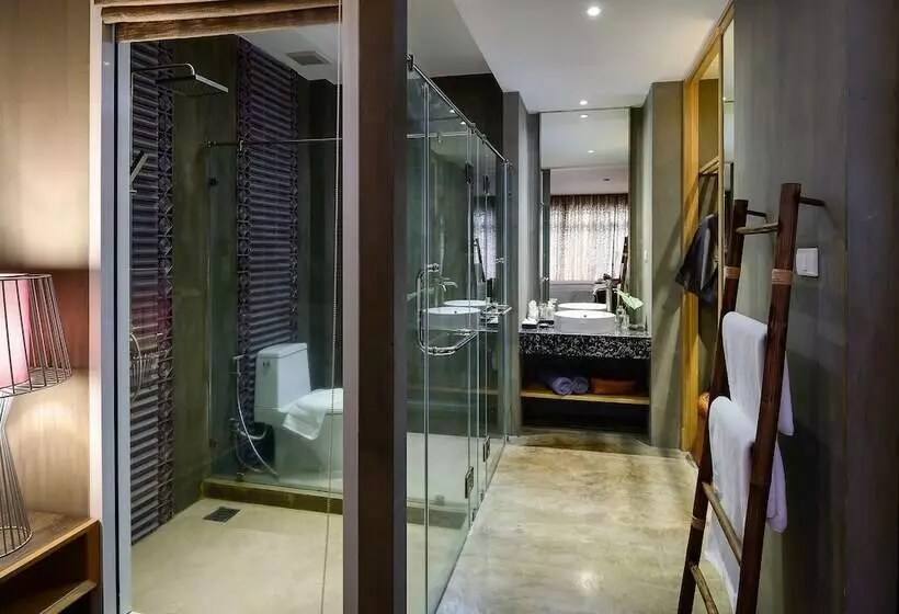 デラックスルーム, The Tarna Resort, Koh Tao