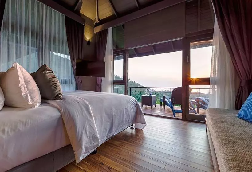 オーシャンビューの１ベッドルームビラ, The Tarna Resort, Koh Tao