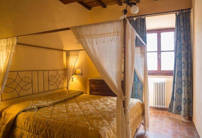 דירת שלושה חדרים, Villa Grassina