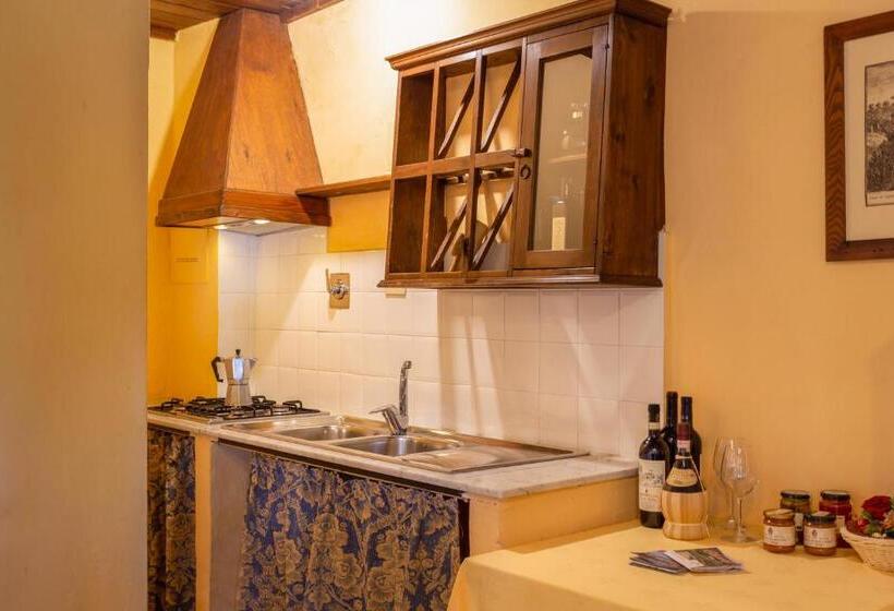 דירת שלושה חדרים, Villa Grassina