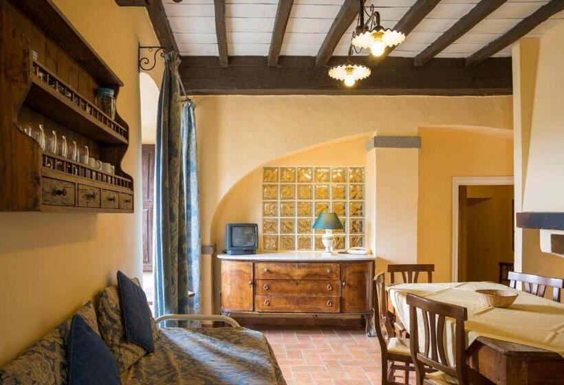 דירת שלושה חדרים, Villa Grassina