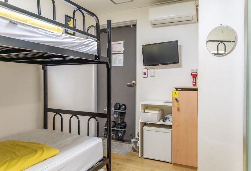 스탠다드 트리플 룸, 24 Guesthouse Dongdaemun Market