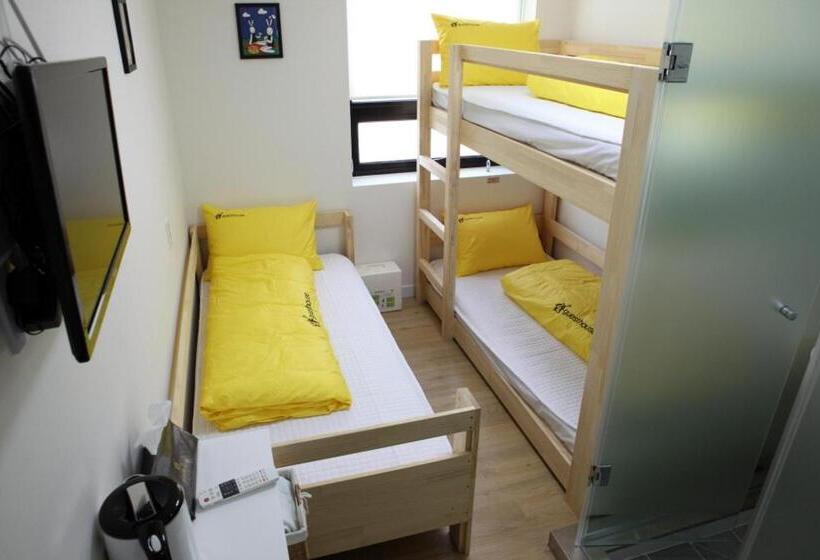 标准三人间, 24 Guesthouse Dongdaemun Market