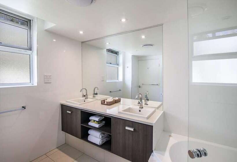 Апартаменты Superior 3 Спальни, Emerald Noosa