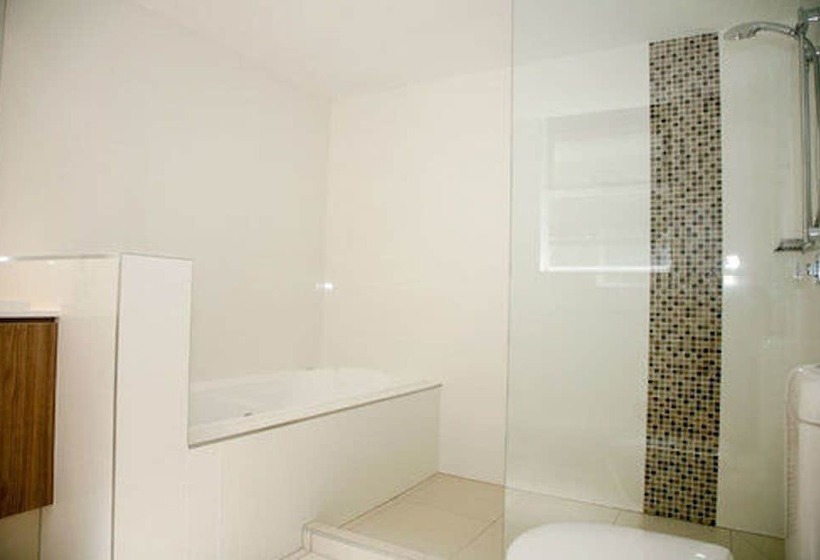 Апартаменты Superior 2 Спальни, Emerald Noosa