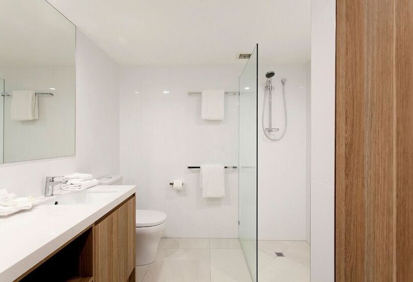 Апартаменты 2 Спальни, Emerald Noosa