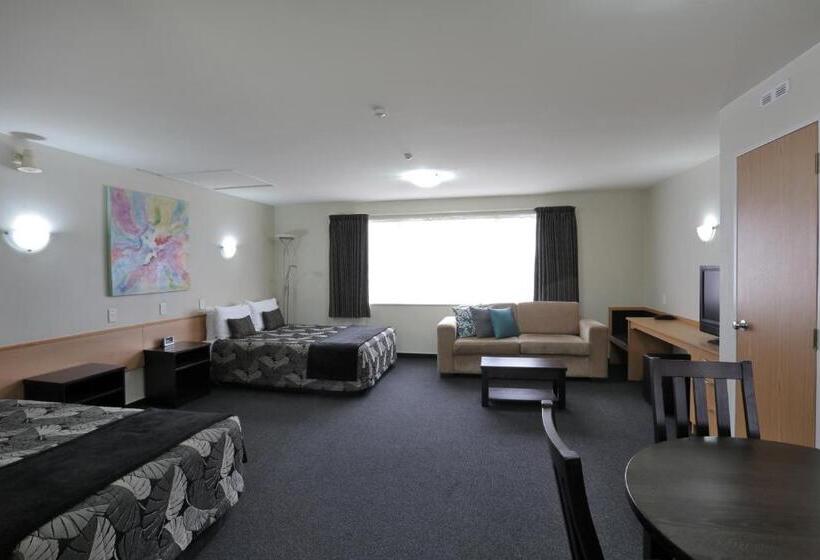 标准工作室, Homestead Villa Motel