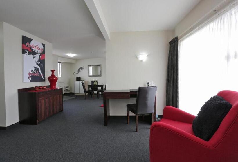 豪华套房, Homestead Villa Motel