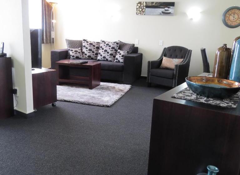 豪华套房, Homestead Villa Motel