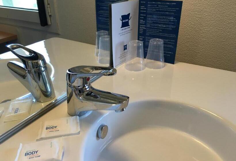 חדר סטנדרט עם מיטת קינג, Ibis Budget Enfield