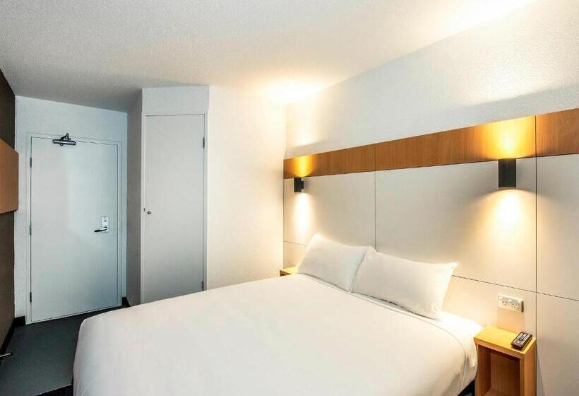 Стандартный Номер Кровать Кинг, Ibis Budget Enfield