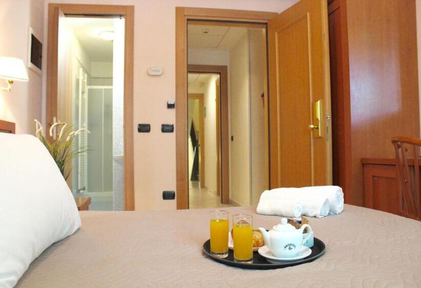 标准间带阳台, Depandance Hotel Jole