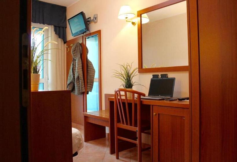 带阳台的标准单人间, Depandance Hotel Jole