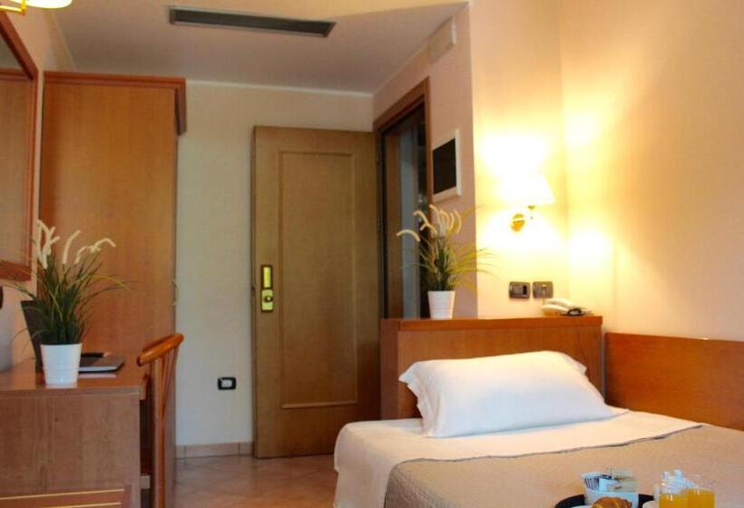 带阳台的标准单人间, Depandance Hotel Jole