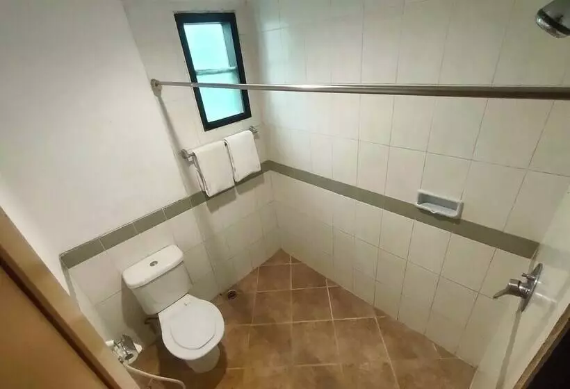 スーペリアールーム, él Hotel Kartika Wijaya Batu