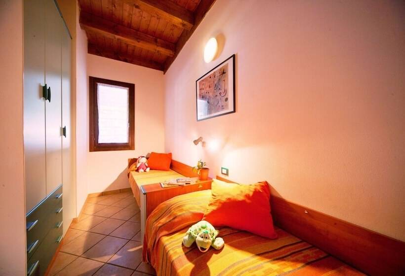 Апартаменты Comfort 2 Спальни, Michelangelo Holiday & Family Resort