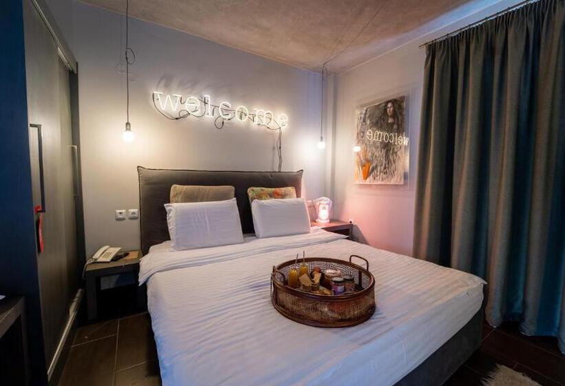 סוויטת סופריור, Oniropetra Boutique