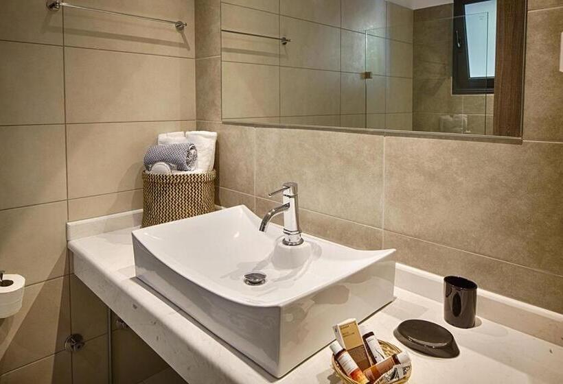 סוויטה, Oniropetra Boutique