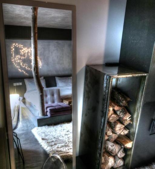 סוויטה דלוקס, Oniropetra Boutique