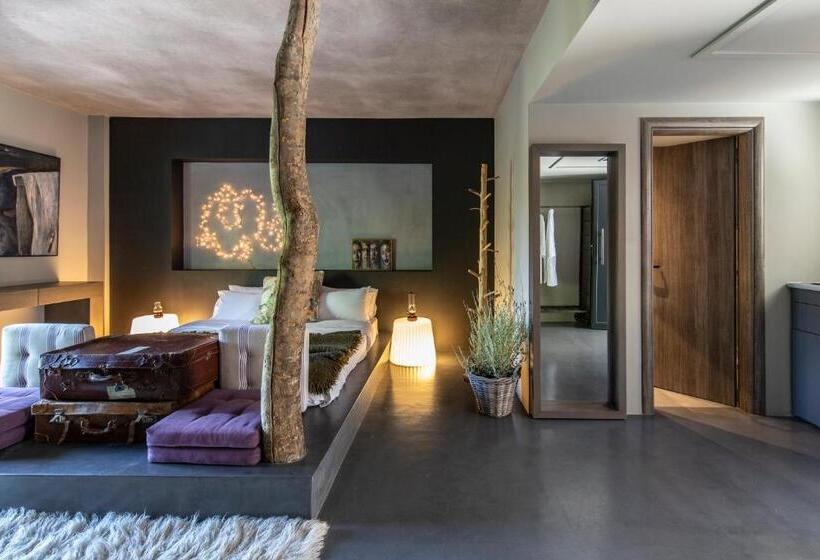 סוויטה דלוקס, Oniropetra Boutique