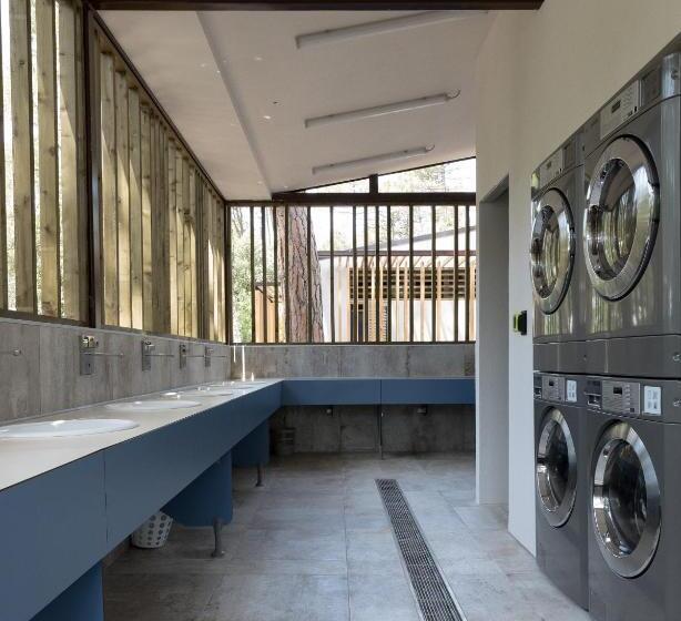 چادر با خدمات رفاهی استاندارد, Puntala Camp & Resort