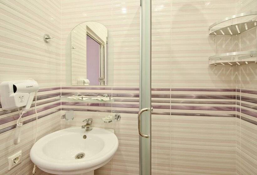 سوئیت کلاسیک, Raduga Prestige