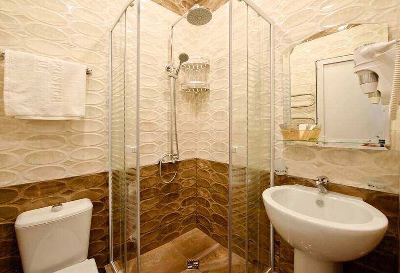 اتاق راحتی سه تخته, Raduga Prestige