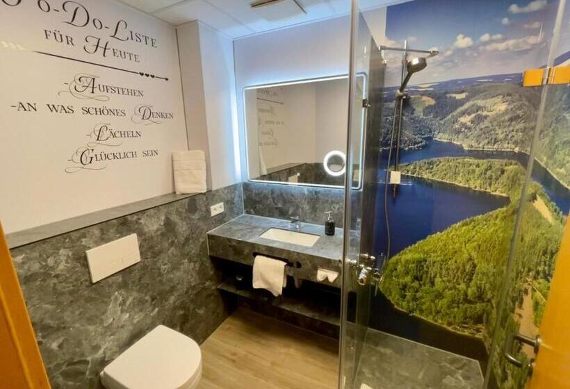 غرفة أساسية, & Restaurant Bergfried